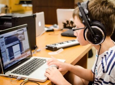 Concéntrate escuchando online Music for Programming 22 Concéntrate escuchando online Music for Programming