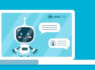 La Revolución de la Inteligencia Artificial en la Atención al Cliente 9 Robot de IA atendiendo a un cliente a través de un chat en un ordenador.