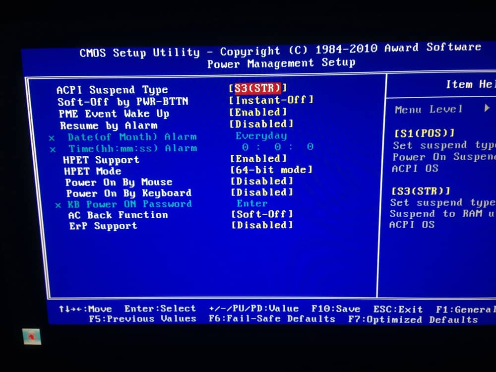 Mi PC se Reinicia Constantemente: ¡Solución Aquí! 8 Pantalla de la utilidad de configuración del BIOS/CMOS, mostrando las opciones de "Power Management Setup" con varias configuraciones como ACPI Suspend Type (S3) y Power On By Mouse/Keyboard, que pueden afectar el inicio y reinicio del sistema.