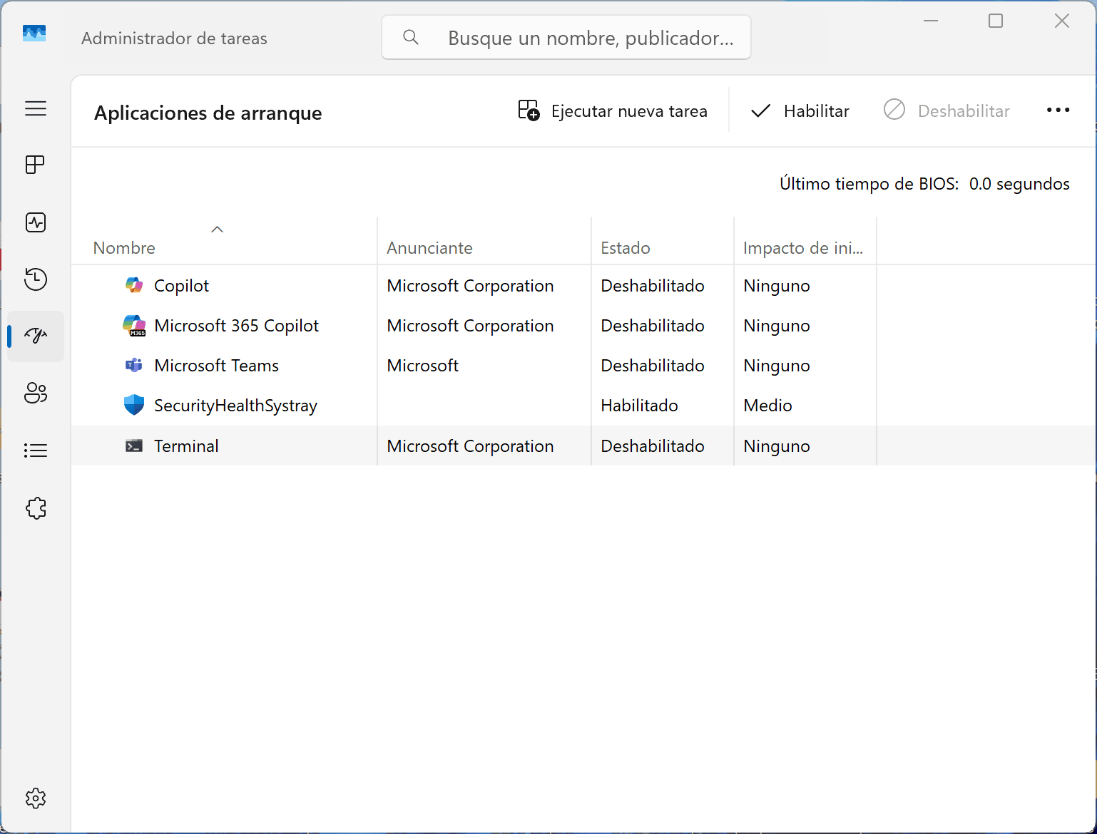 Captura de pantalla del Administrador de tareas de Windows, mostrando la pestaña "Aplicaciones de arranque" para deshabilitar programas y acelerar el PC.